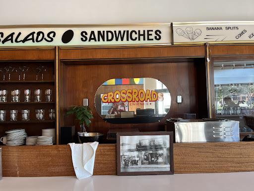 Photo of Crossroads Convenience - 348 Algonquin Ave, North Bay, ON P1B 4W3